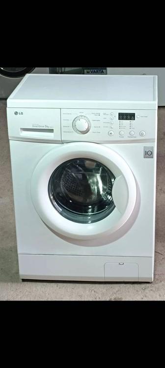 Продам стиральную машинку LG 5 кг
