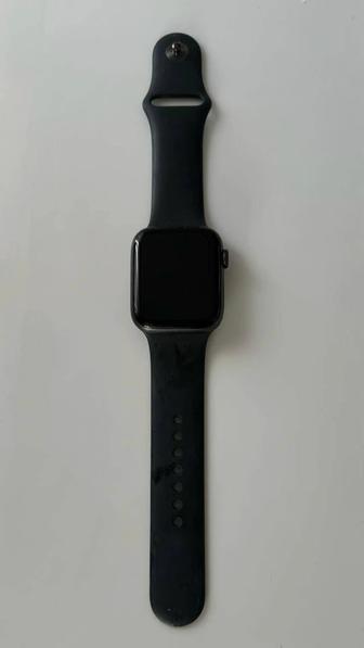 Продам apple watch se 44mm Оригинал.
