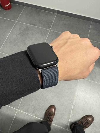 Apple Watch SE gen 2 44mm
