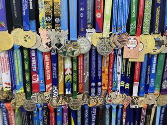 Медали, значки, награды, чемпионские пояса, сувениры