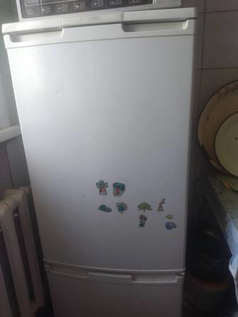 Холодильник сатылады жағдай жақсы