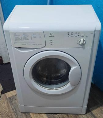 Продам стиральную машину Индезит-6кг