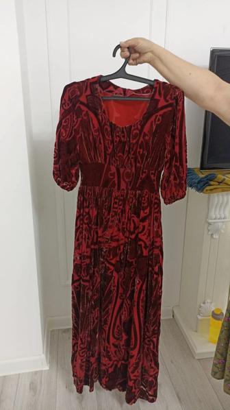 Длинное платье, 42 размер