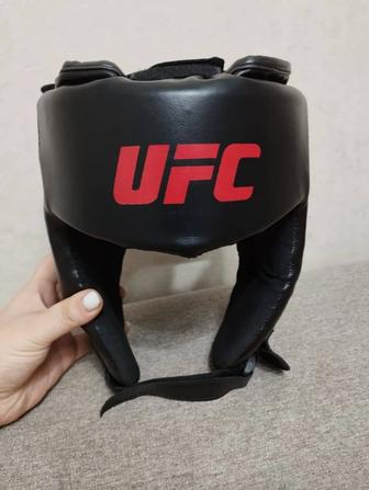 Шлем для бокса UFC