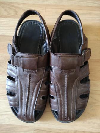 Продам мужские сандали размер 42 б/у