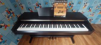 Продам цифровое пианино YAMAHA YDP-181. В отличном состоянии.