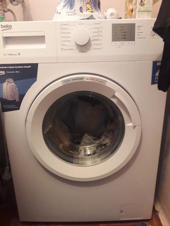 Срочно продам стиральную машину .в отличном состоянии!!!!
