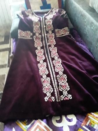 Казахское национальное платье-камзол