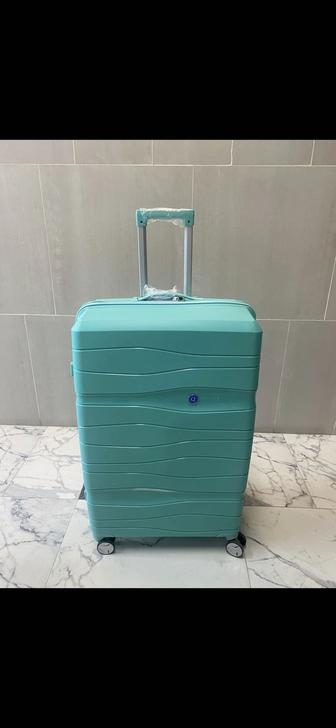 Новый гелевый чемодан