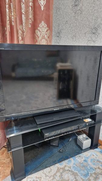 Продам телевизор Sony 102см