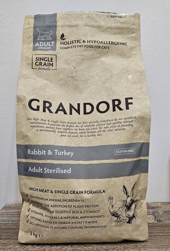 Открытая упаковка корма для кошек Grandorf Rabbit&Turkey Adult Sterilised