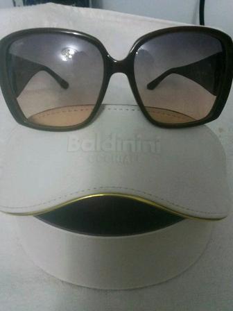 Очки фирмы Италия от Baldinin с чехлом белым-оригинал, бренд, солнцезащитны