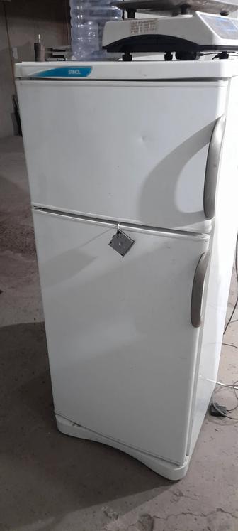 Продам двухкамерные холодильники Stinol