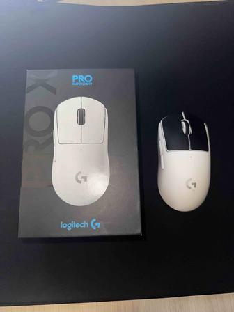 Игровая мышь Logitech G PRO X Superlight белая