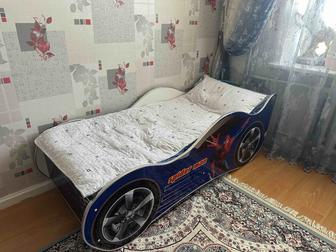 Продам детский кровать-машина