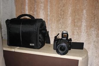 Профессиональный фотоаппарат Canon 200D 18-135mm STM. Как новый