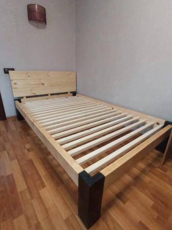 Кровати из натурального дерева Изготовление на заказ