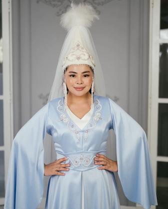 Платье на Узату от казахстанского дизайнера aliyamusaeva_bridal