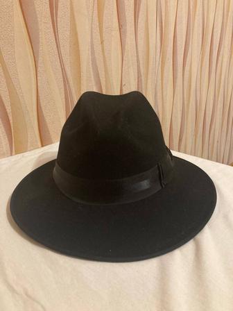 Шляпа мужская черного цвета, производство Россия 56 размер