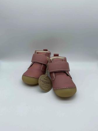 Детская европейская обувь кроссовки