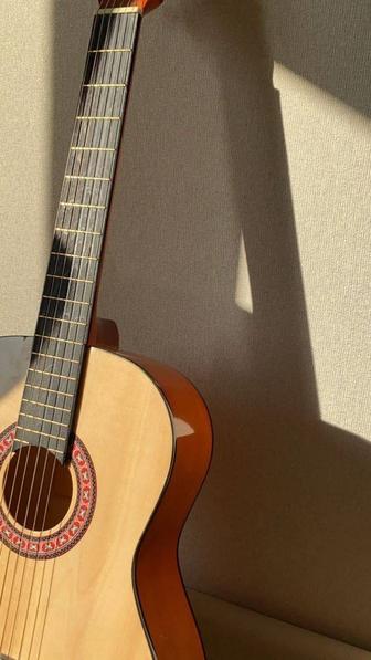 Уроки игры по гитаре, электрогитаре и укулеле в онлайн формате
