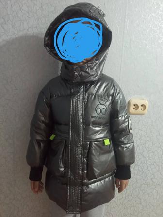 Продам детскую зимнию куртку