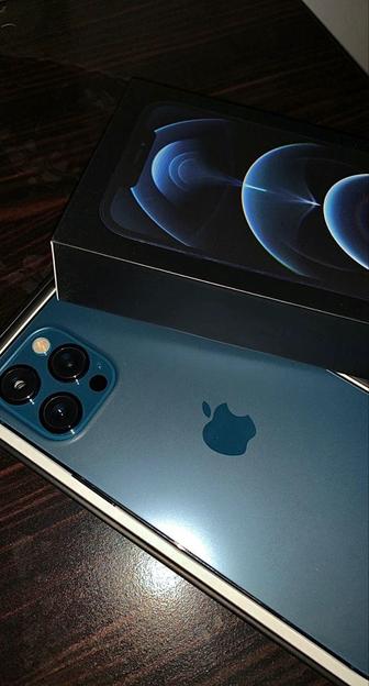 Продам IPhone 12 Pro blue