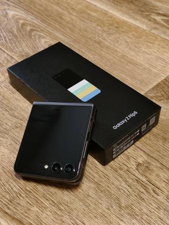 Samsung Z Flip5 8/512