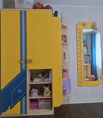 Мебель для детской комнаты для двоих детей шкаф