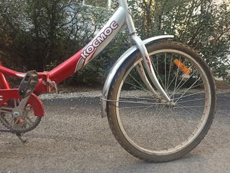 Продам Велосипед двухколесный, среднего размера, фирмы Космос