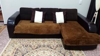 Продается угловой раздвижной диван для гостиной