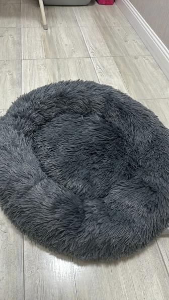 Лежак мягкий, диаметр 70 см, цвет серый, для кошек и собак (лежанк