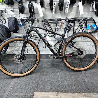 Продается карбоновый велосипед Giant xtc advanced 2022