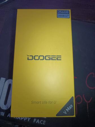 Продам телефон DOOGEE V MAX