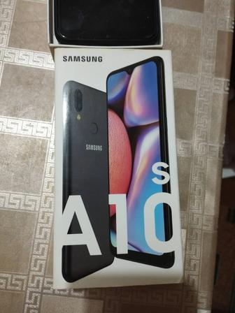 Продам Samsung A10s 32гб