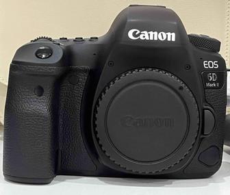 Фотоаппарат Canon EOS 6D Mark II с объективом Canon EF 24-105mm STM
