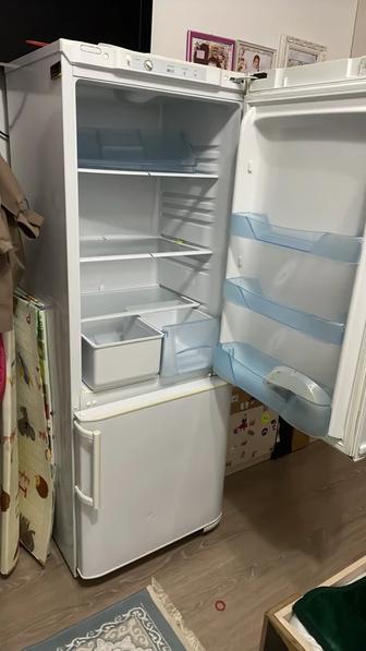 Продам холодильник хорошем состоянии