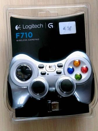 Новый геймпад Logitech F710