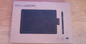 Графический планшет Wacom One Small
