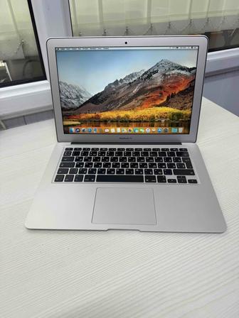 Macbook Air 13 2017 идеальном состоянии