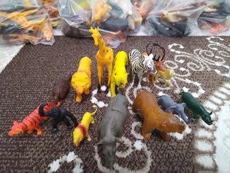 Игрушки животные Африки