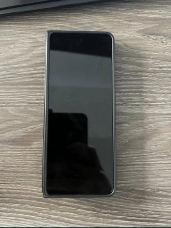 Продам смартфон Samsung z fold 4 256