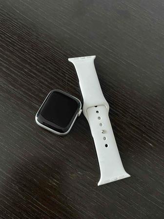 Смарт-часы Apple Watch SE 2 Gen (2022) 40 мм серебристый-белый