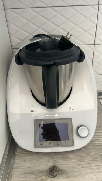 Продам Thermomix TM 5