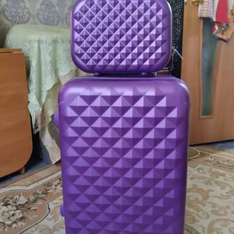Продам комплект дорожных чемоданов