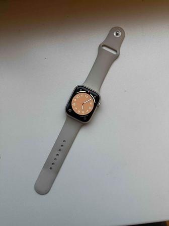 Apple Watch Series 7 45 мм starlight