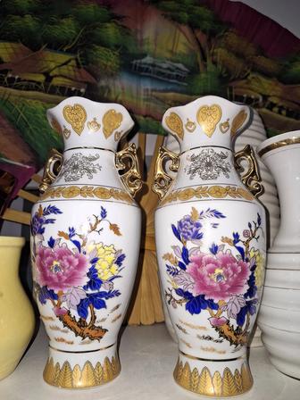 Набор китайских красивых фарфоровых ваз!!!