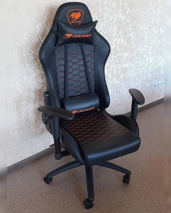 Продаю геймерское кресло.