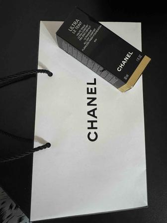 Тональный крем Chanel (Шанель)