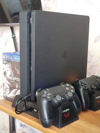 PlayStation 4 Slim 500gb + док станция Dobe + 10 игр